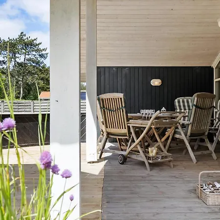 Дом отдыха Stunning In With Wifi